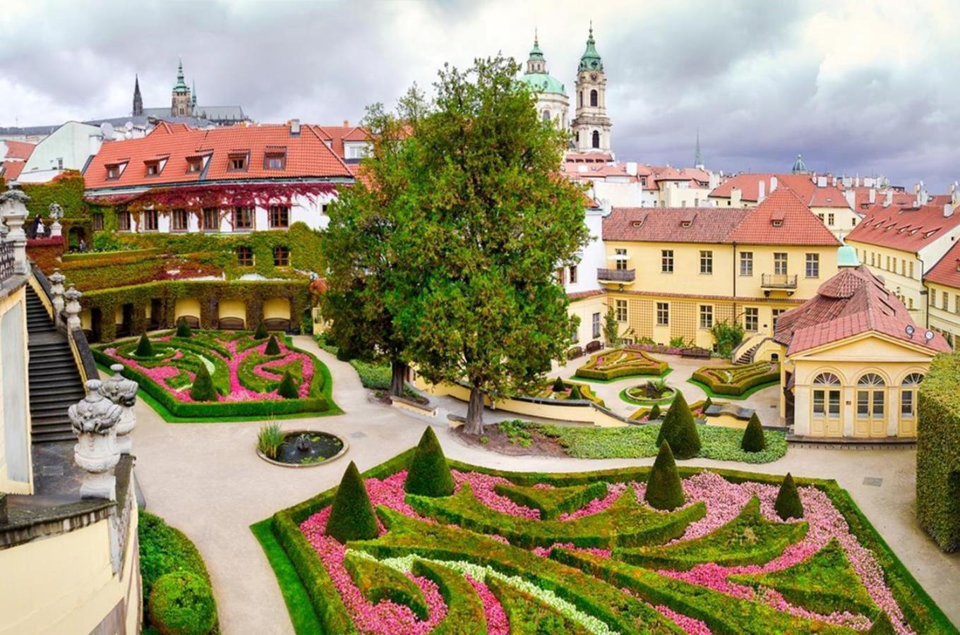 Apartments With Large Balcony, Parking Prague Luaran gambar