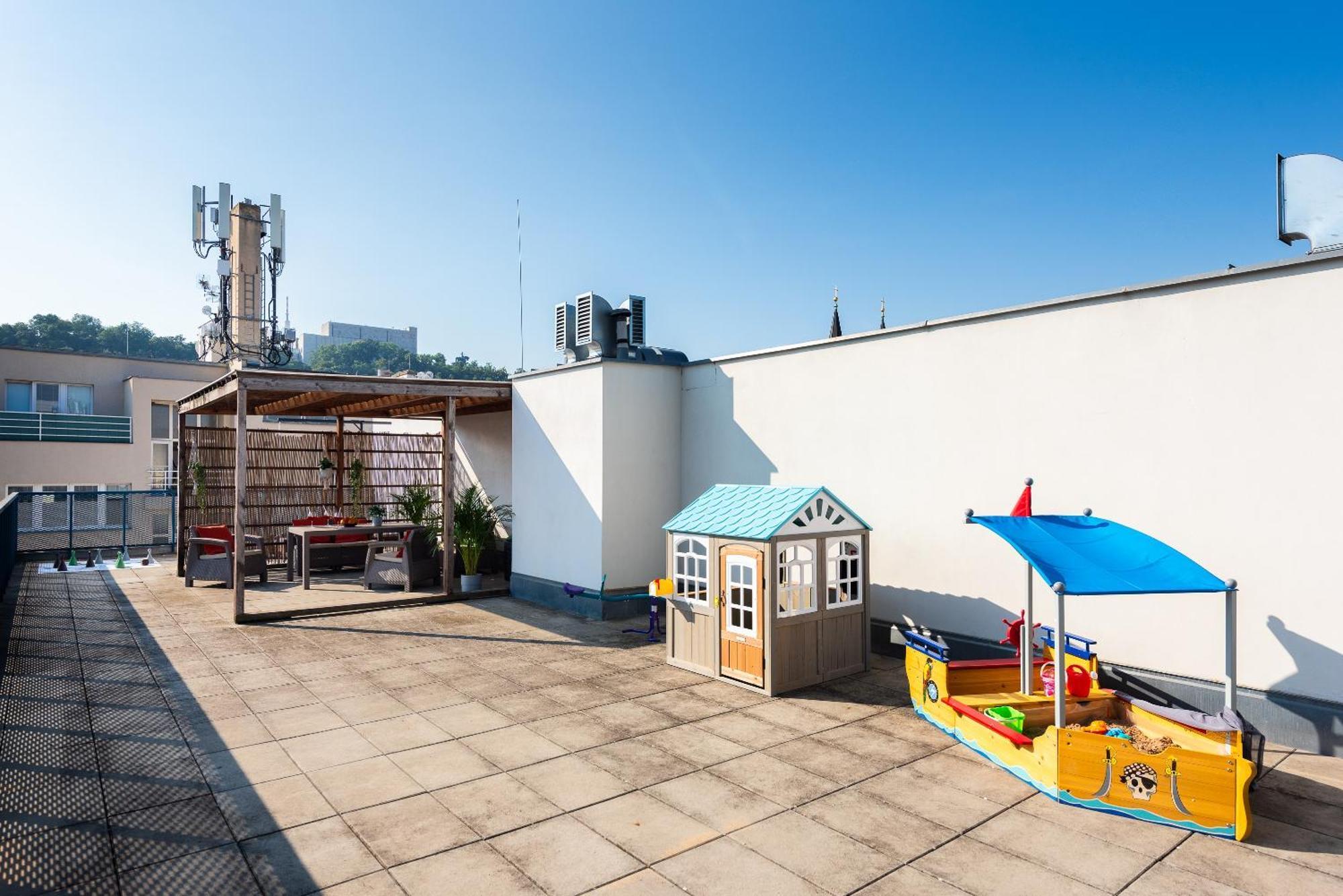 Apartments With Large Balcony, Parking Prague Luaran gambar