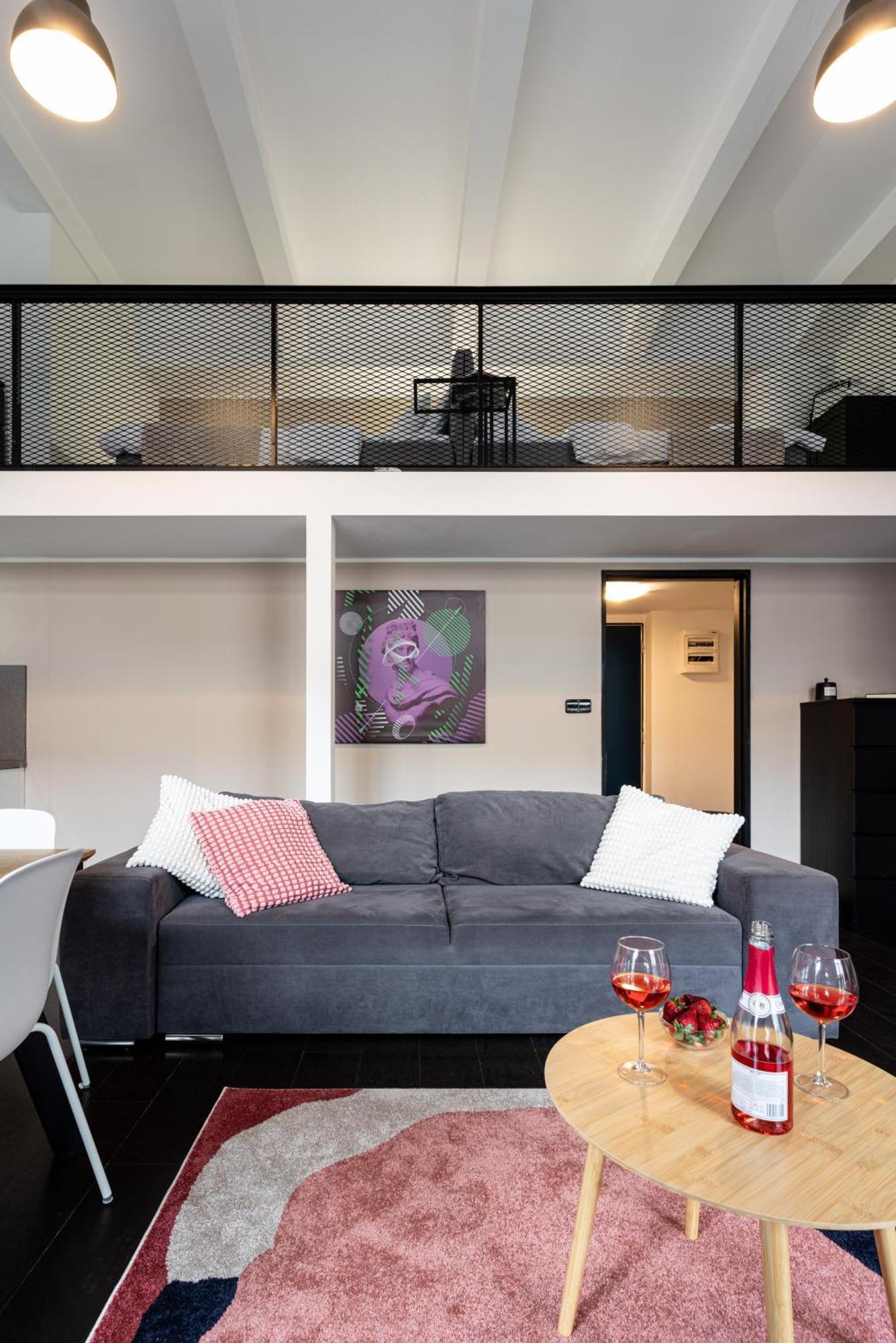 Apartments With Large Balcony, Parking Prague Luaran gambar