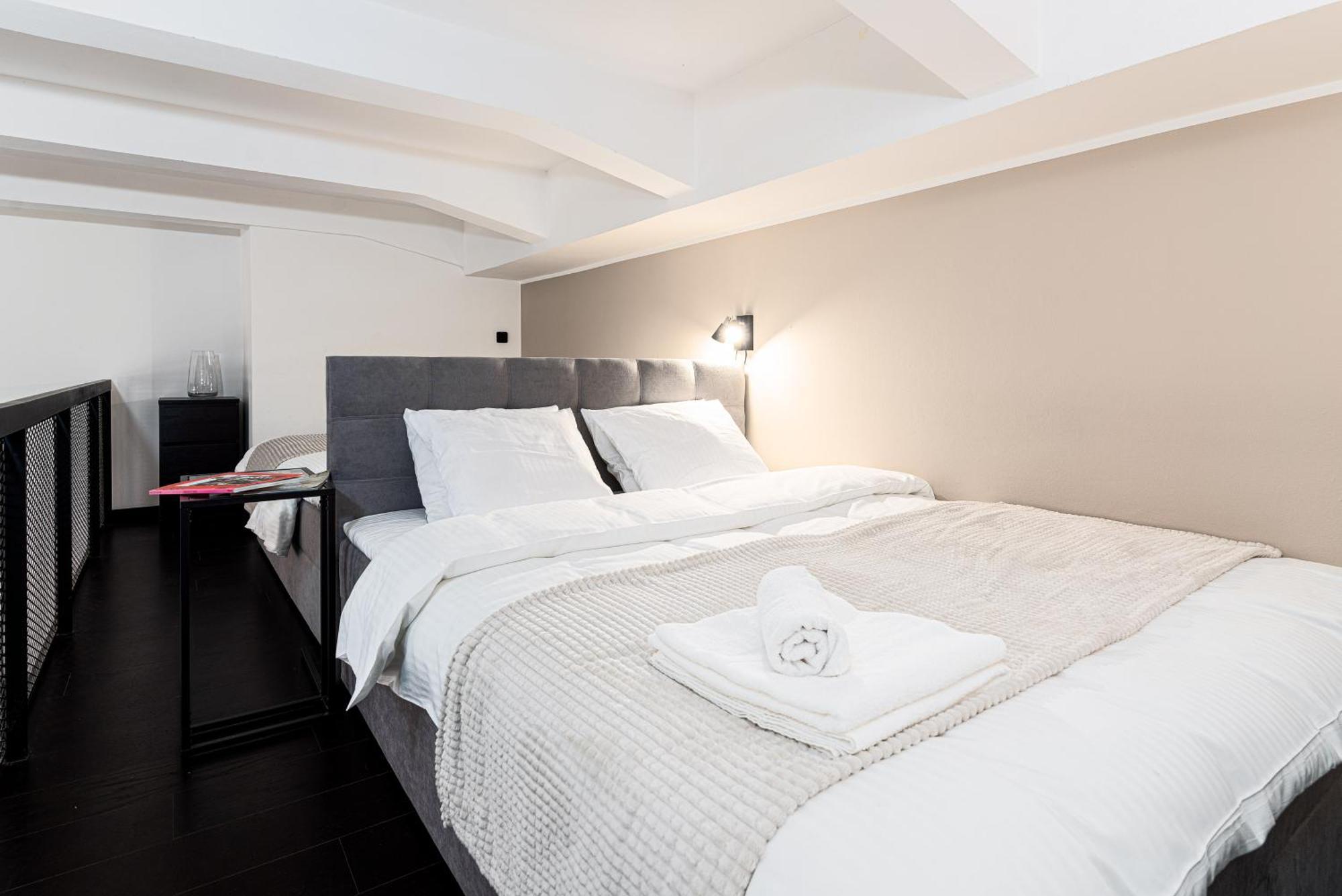 Apartments With Large Balcony, Parking Prague Luaran gambar