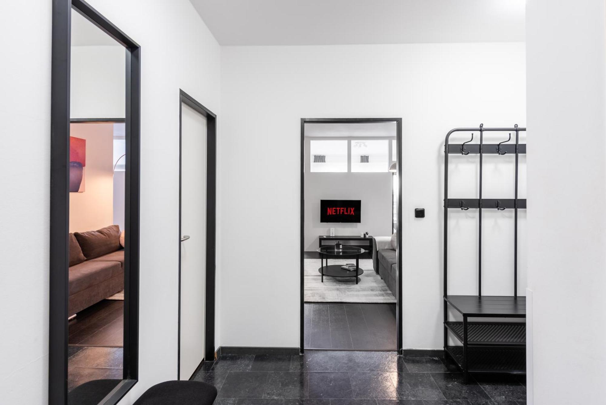 Apartments With Large Balcony, Parking Prague Luaran gambar